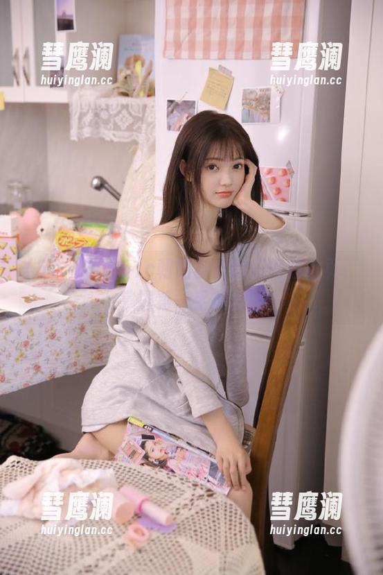 访问51c朝阳群众吃瓜网站首页，掌握第一手瓜消息