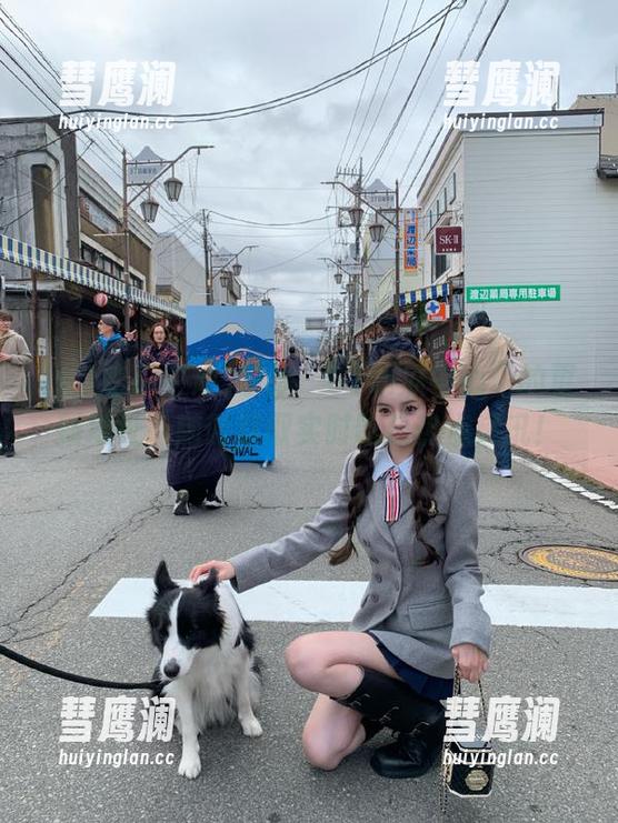 61吃瓜中心 掌握“61吃瓜中心”的更新地址,随时获取实时吃瓜热点资讯!