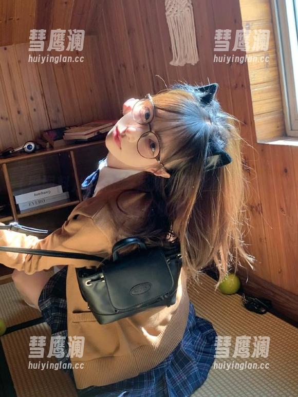 跟妹子一起观看黑网料，精彩内容轻松收藏